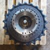 Редуктор хода без мотора Hyundai r140-7 со звездой